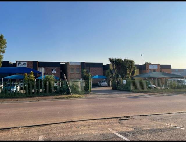 INDUSTRIAL PROPERTY TO RENT IN HENNOPSPARK